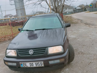 Volkswagen Vento foto 8