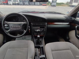 Audi 100 foto 5