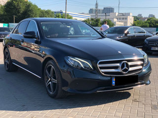 Mercedes E-Class foto 3