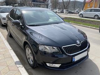 Skoda Octavia foto 1