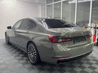 BMW 7 Series foto 4