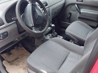 Ford Transit Connect foto 5