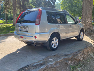 Nissan X-Trail foto 3