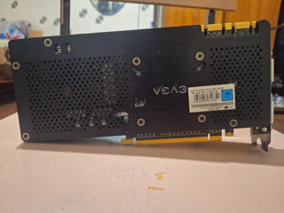 GeForce GTX 470 EVGA foto 4