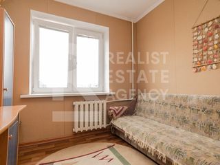 Apartament spațios în sector cu infrastructură dezvoltată, pe str. A.Puskin, Centru foto 6