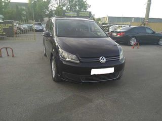 Volkswagen Touran foto 5