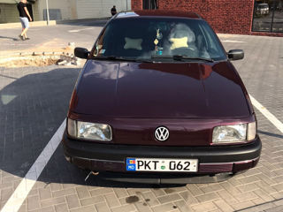 Volkswagen Passat foto 3