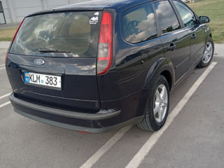 Ford Focus foto 2