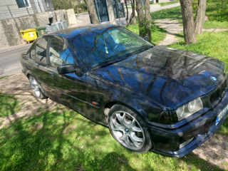 BMW 3 Series foto 4