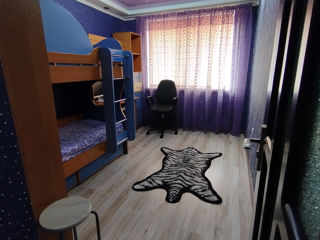 Apartament cu 2 camere, 52 m², Centru, Bălți foto 9