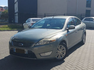 Ford Mondeo foto 1