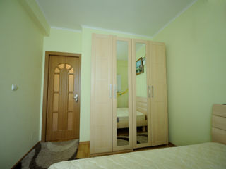 Apartament cu 2 camere, 55 m², Buiucani, Chișinău foto 6