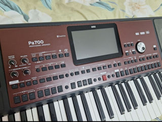 De vânzare Korg PA700 foto 3