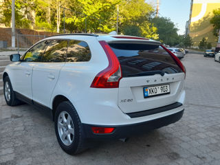 Volvo XC60 foto 7