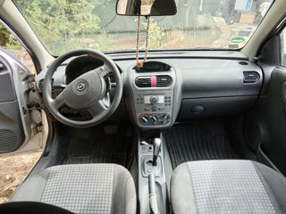 Opel Corsa foto 6