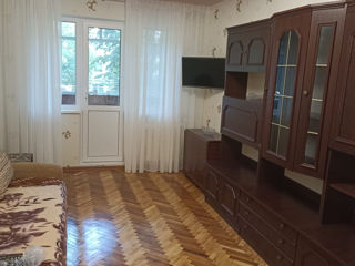 Apartament cu 2 camere, 45 m², Botanica, Chișinău foto 4