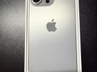 iPhone 15 pro max 256gb (100% battery) foto 2