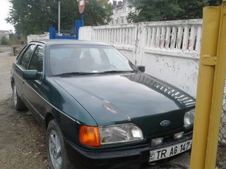 Ford Sierra foto 1