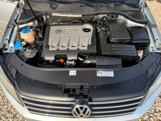 Volkswagen Passat foto 9