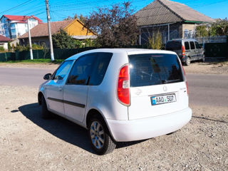 Skoda Roomster foto 2