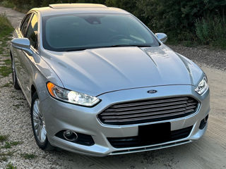 Ford Fusion foto 9