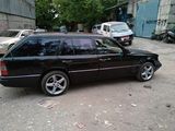 Mercedes Series (W124) foto 9