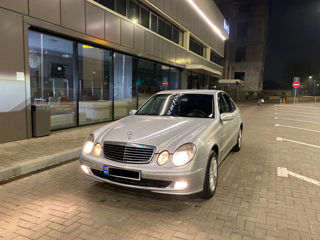 Mercedes E-Class