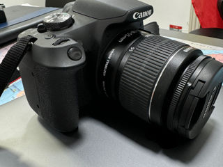 Canon EOS 2000D