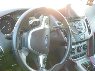Ford Focus фото 5
