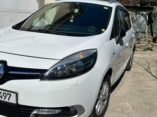 Renault Grand Scenic foto 3