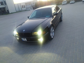 BMW 7 Series foto 8