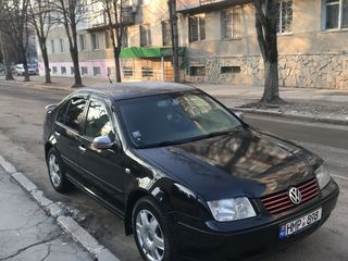 Volkswagen Bora foto 2