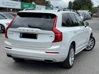 Volvo XC90 фото 3