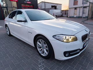 BMW 5 Series foto 1