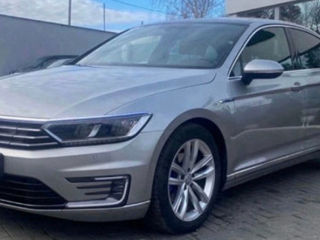 Volkswagen Passat foto 3