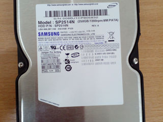 HDD Pata Samsung SP2514N 250gb  +  HDD PATA WD2500JB 250gb  =  60 лей - оба