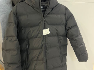 Vând scurtă nouă Zara oversize 13-14 ani(164cm) nu s-a potrivi mărimea 60euro