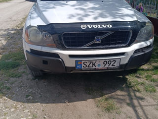 Volvo XC90 фото 1