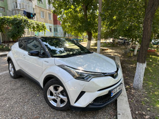 Toyota C-HR foto 9