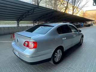 Volkswagen Passat foto 2