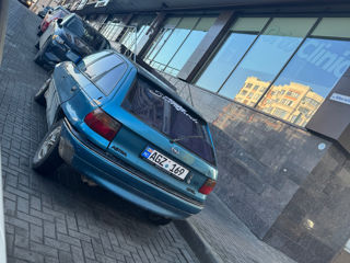 Opel Astra foto 2