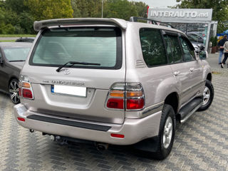 Toyota Land Cruiser foto 4