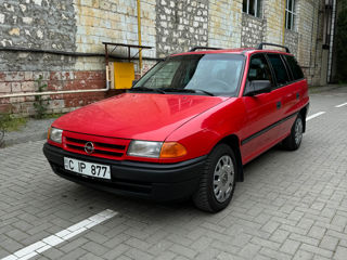 Opel Astra foto 2