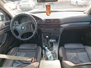 BMW 5 Series foto 6