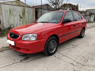 Hyundai Accent foto 2