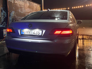 BMW 7 Series foto 8