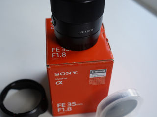 Sony FE 35mm f/1.8 Full Frame Lens. SEL35F18F foto 4