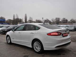 Ford Fusion foto 7