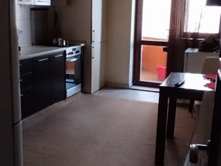 Apartament cu 3 camere, 82 m², Râșcani, Chișinău foto 2