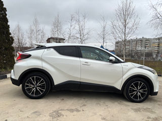 Toyota C-HR foto 6